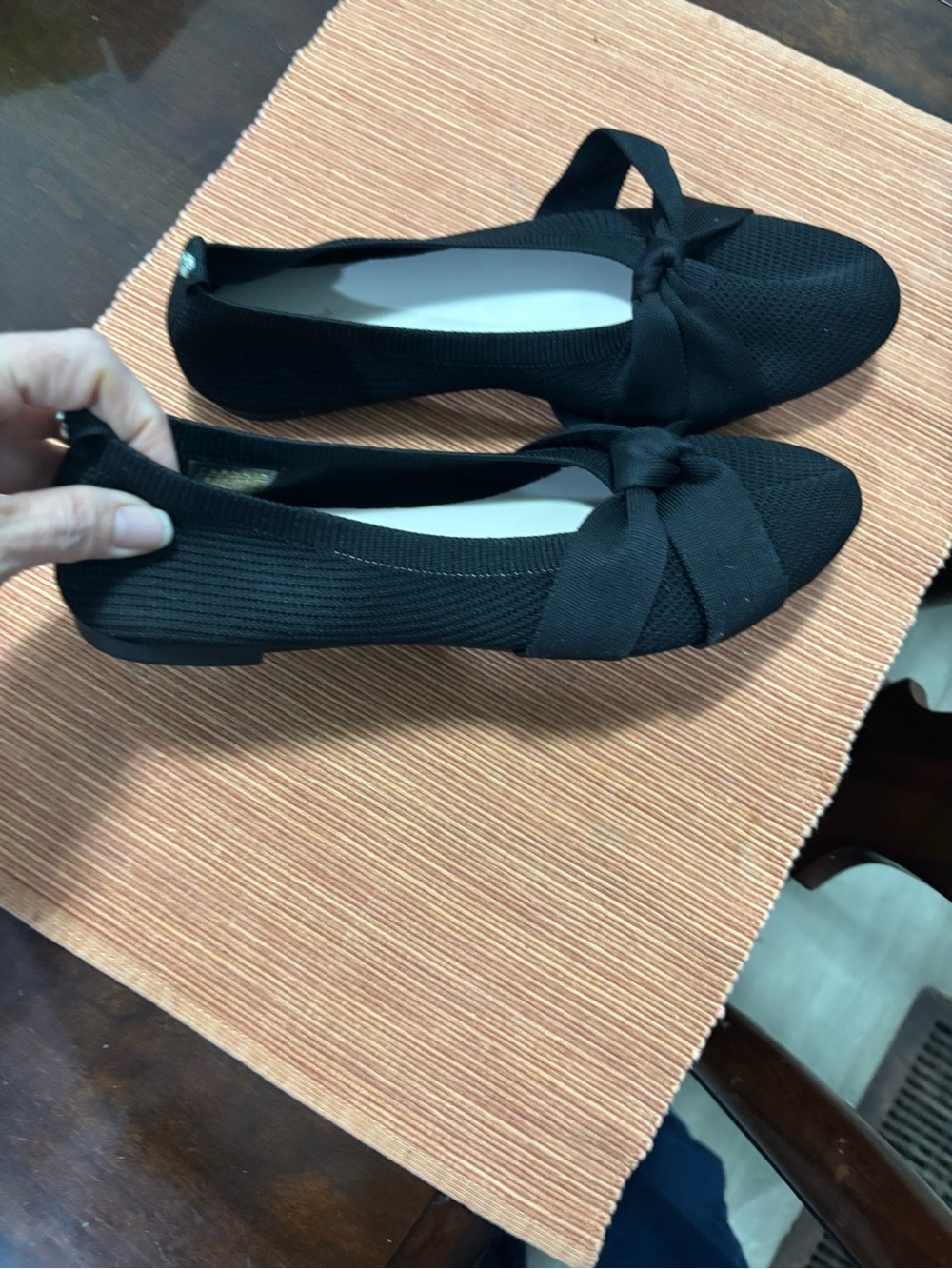 Danskin Black Knit Bow Slip-On Flats